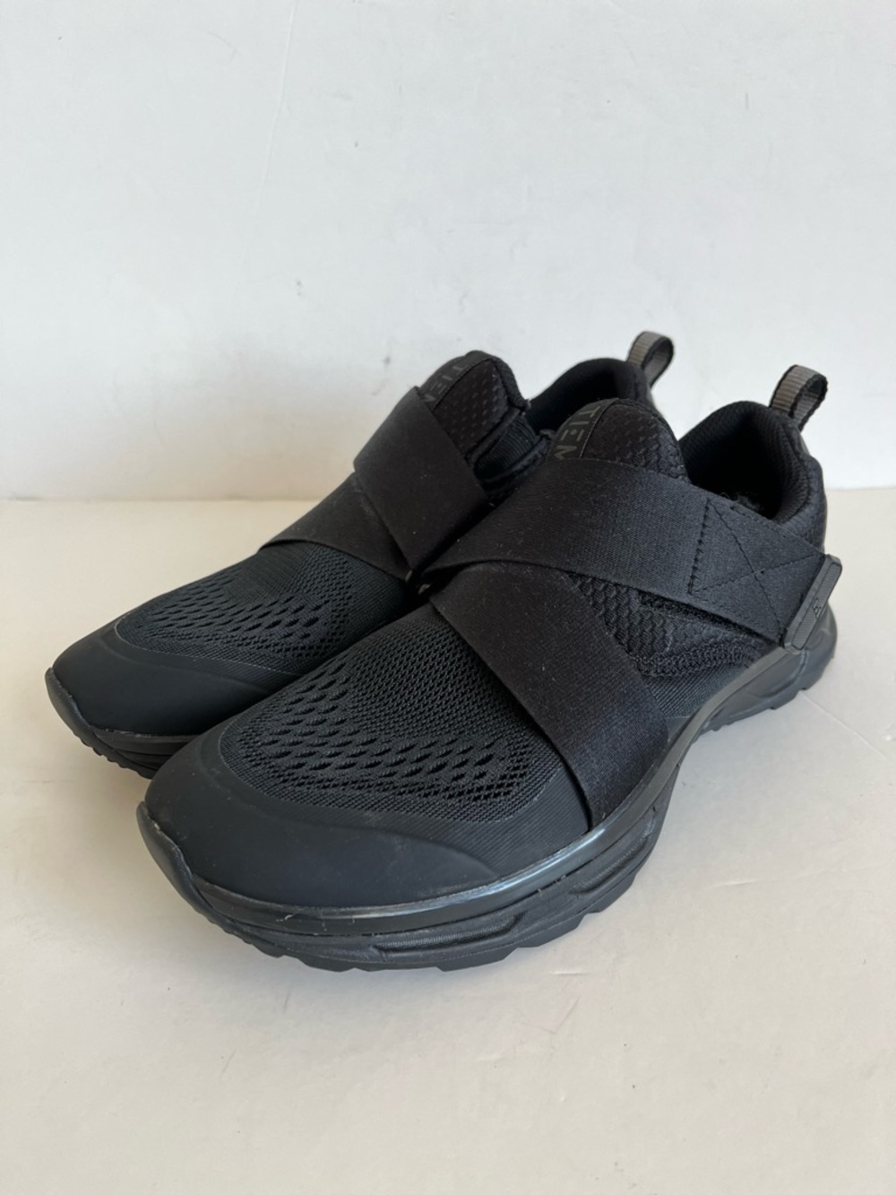 TIEM Women's Slipstream black Cycling Sneakers with SPD Cleats Size 9 - Picture 2 of 11